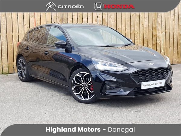 Ford Focus Hatchback, Diesel, 2022, Black