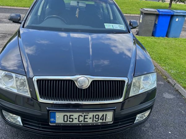 Skoda Octavia Hatchback, Petrol, 2005, Black