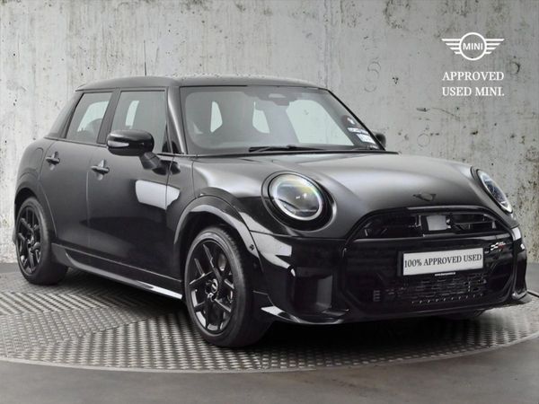 Mini Cooper Hatchback, Petrol, 2025, Black
