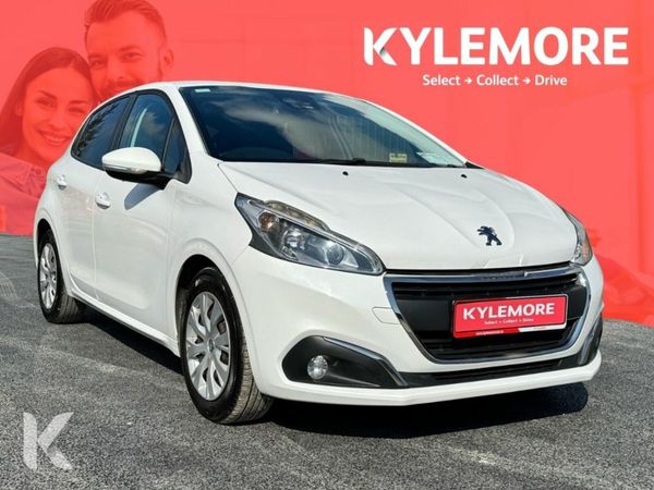 Peugeot 208 Hatchback, Petrol, 2017, White