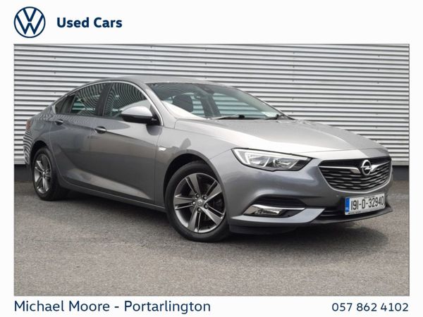 Opel Insignia Hatchback, Diesel, 2019, Grey