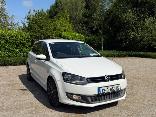 Volkswagen Polo Hatchback, Petrol, 2012, White