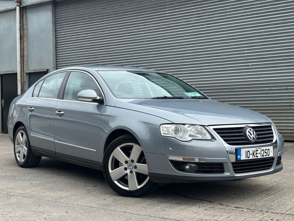 Volkswagen Passat Saloon, Diesel, 2010, Grey