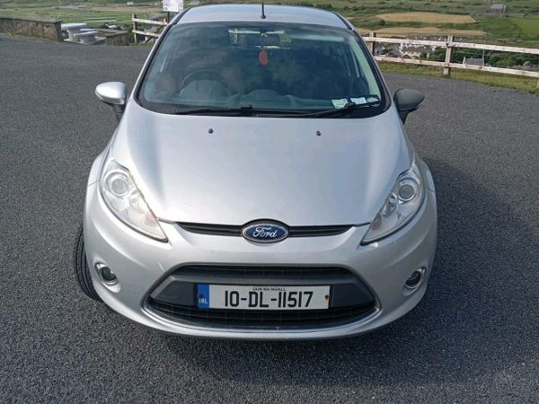 Ford Fiesta Hatchback, Diesel, 2010, Silver
