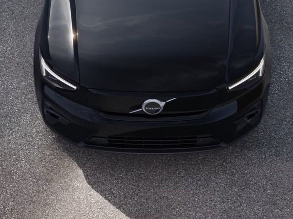 Volvo EX40 SUV, Electric, 2025, Black