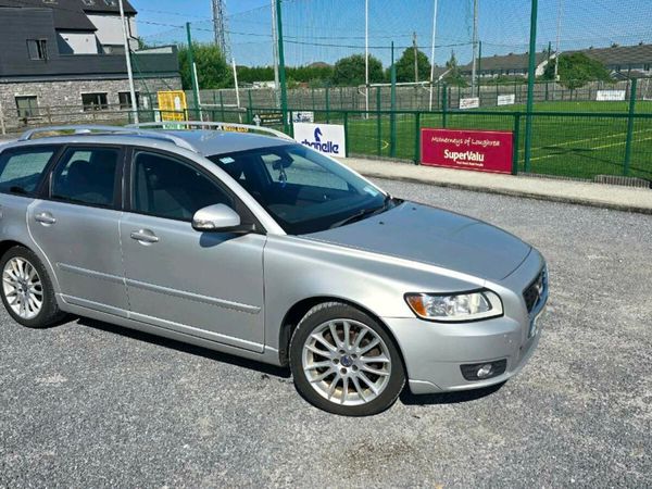 Volvo V50 Estate, Diesel, 2012, Silver