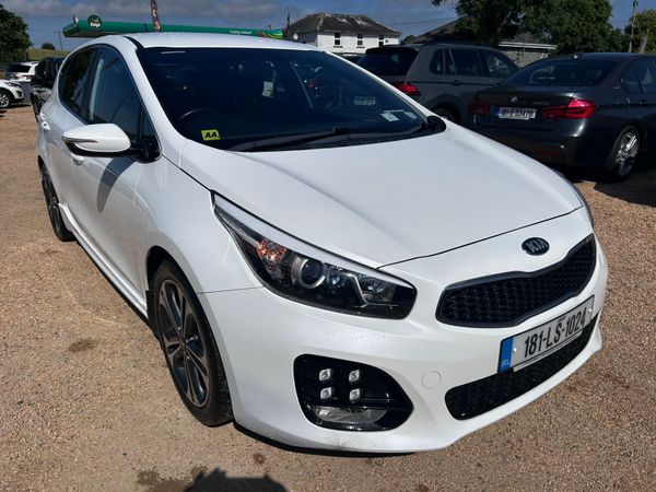 Kia Ceed Hatchback, Petrol, 2018, White