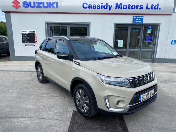 Suzuki Vitara SUV, Petrol, 2023, White