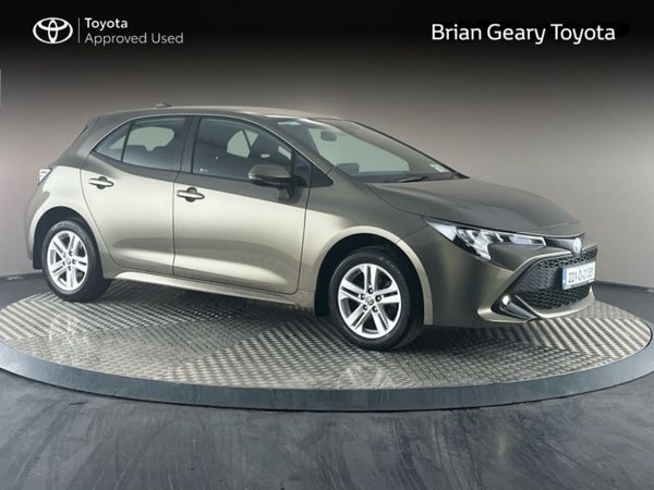 Toyota Corolla Hatchback, Petrol Hybrid, 2022, Bronze