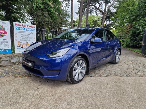 Tesla Model Y MPV, Electric, 2023, Blue