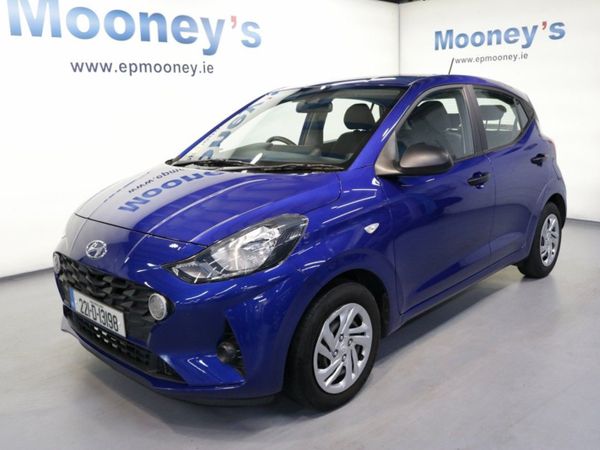 Hyundai i10 Hatchback, Petrol, 2022, Blue