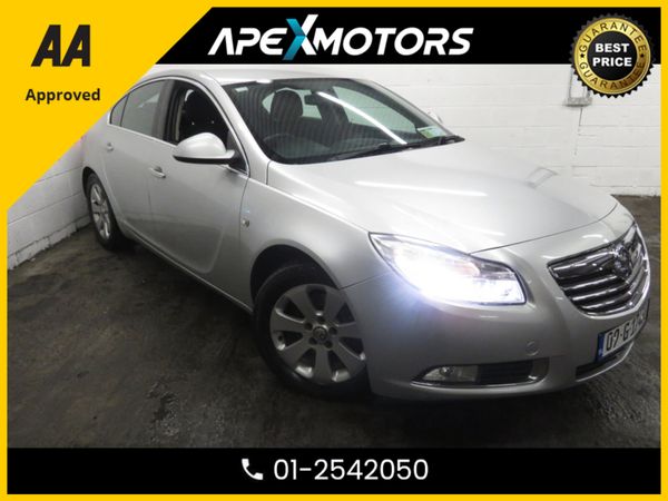 Opel Insignia Hatchback, Diesel, 2009, Silver