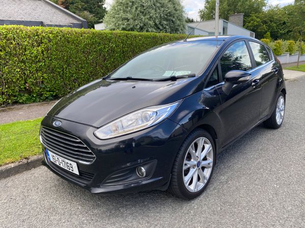 Ford Fiesta Hatchback, Petrol, 2015, Black