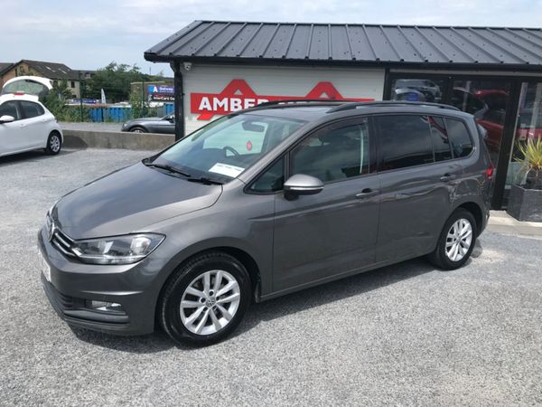 Volkswagen Touran MPV, Diesel, 2016, Grey