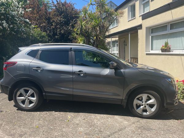Nissan Qashqai MPV, Diesel, 2018, Grey