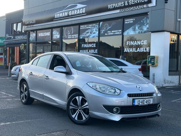 Renault Fluence Saloon, Diesel, 2012, Silver