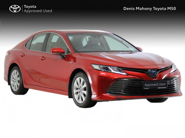 Toyota Camry Saloon, Petrol Hybrid, 2021, Red
