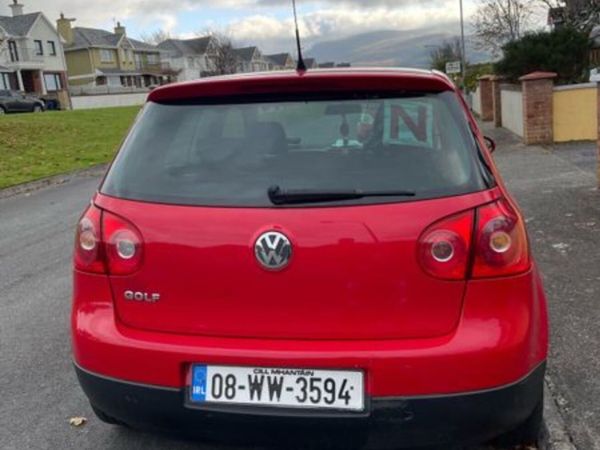 Volkswagen Golf Hatchback, Petrol, 2008, Red
