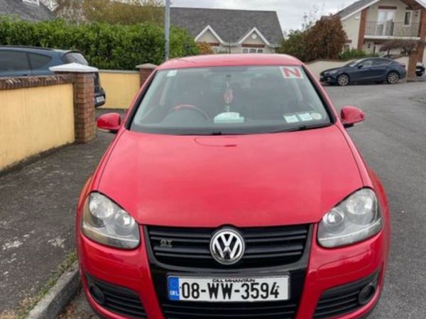 Volkswagen Golf Hatchback, Petrol, 2008, Red