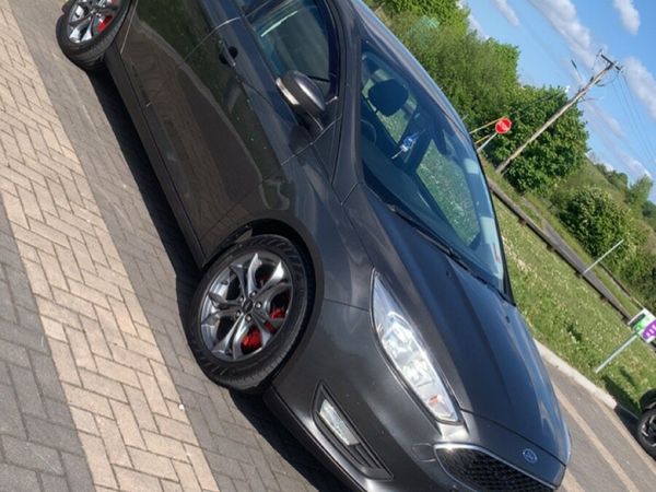 Ford Focus Hatchback, Diesel, 2016, Grey