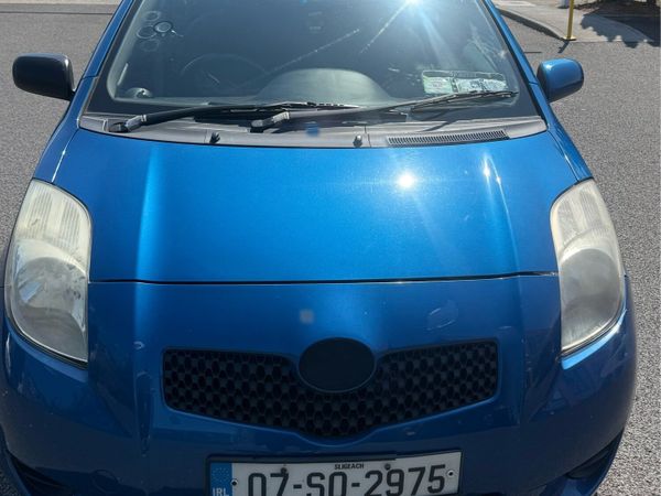 Toyota Yaris Hatchback, Petrol, 2007, Blue