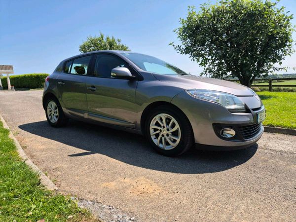 Renault Megane Hatchback, Diesel, 2013, Grey