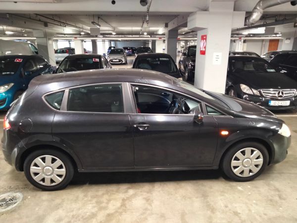 SEAT Leon Hatchback, Petrol, 2006, Black