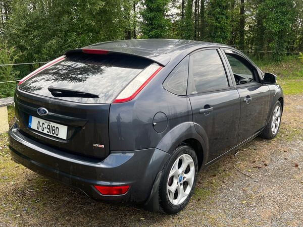Ford Focus Hatchback, Diesel, 2011, Grey