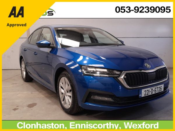 Skoda Octavia Saloon, Diesel, 2022, Blue