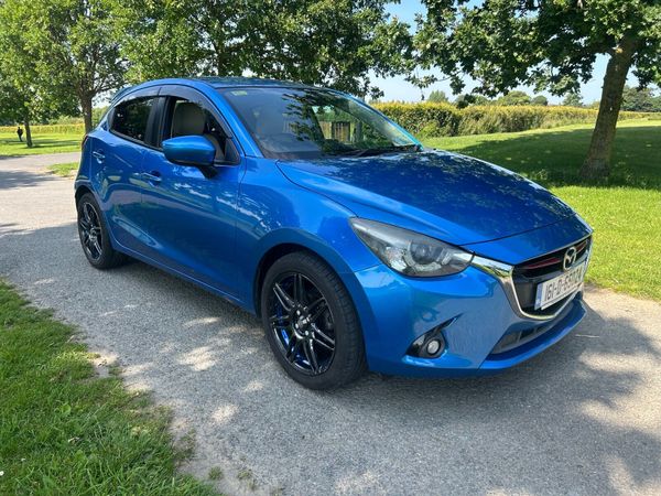 Mazda Demio MPV, Petrol, 2016, Blue