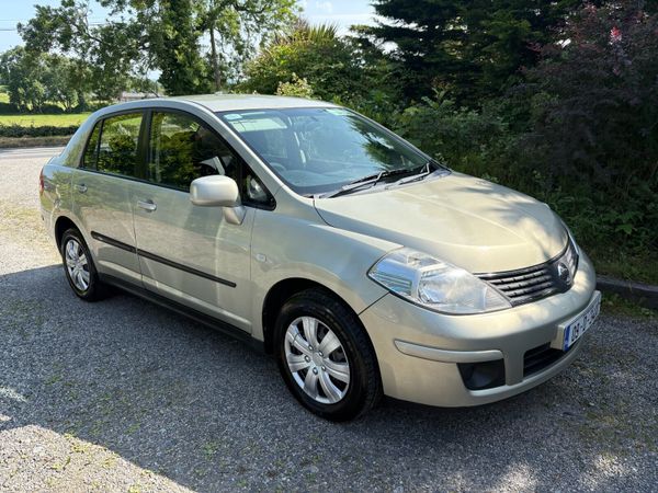 Nissan Tiida Saloon, Petrol, 2009, Silver