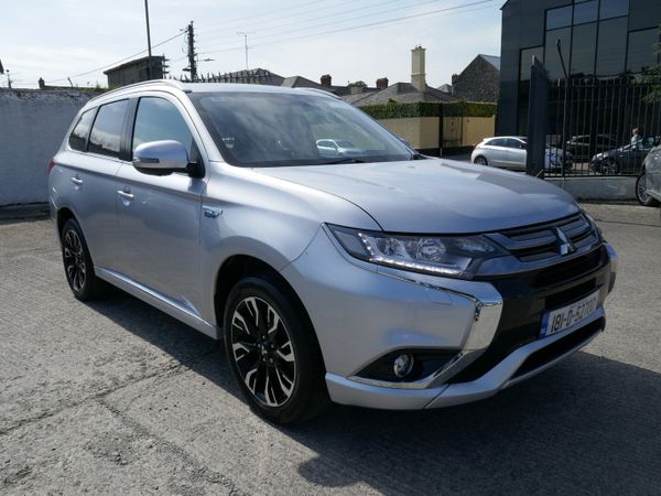 Mitsubishi Outlander SUV, Petrol Plug-in Hybrid, 2018, Silver