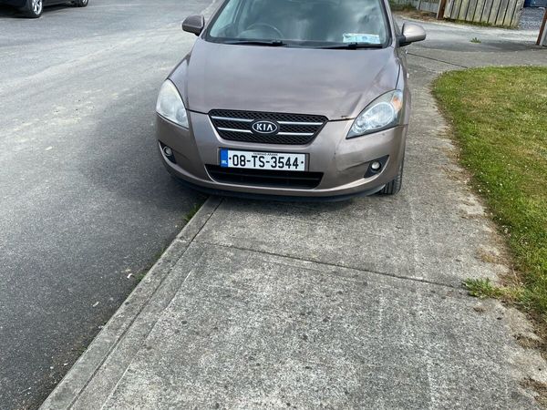 Kia Ceed Estate, Diesel, 2008, Beige