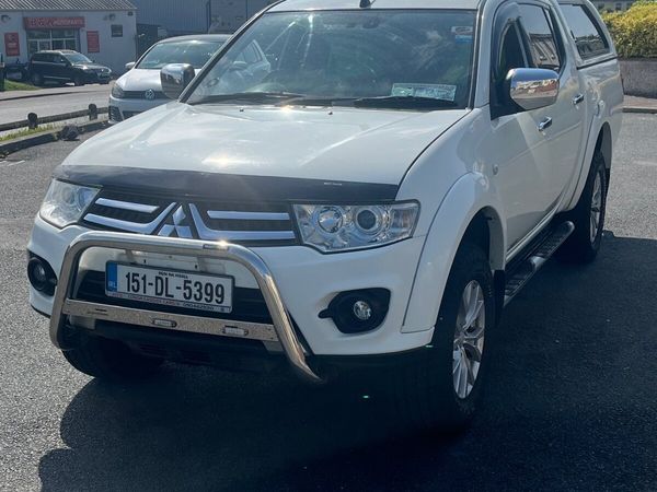 Mitsubishi L200 Crew Cab, Diesel, 2015, White