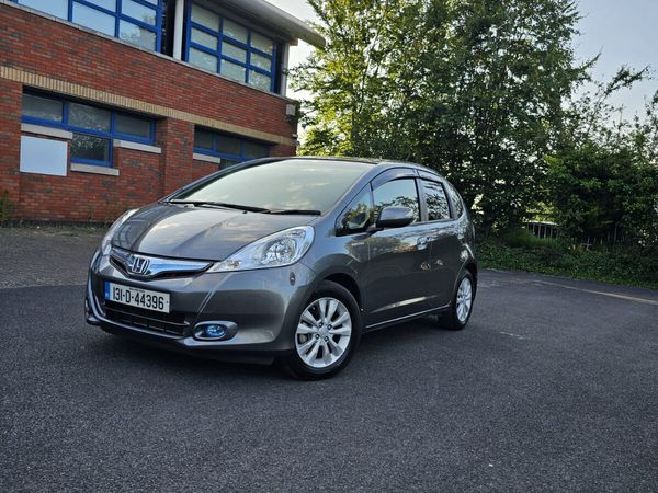 Honda Fit Hatchback, Petrol Hybrid, 2013, Grey