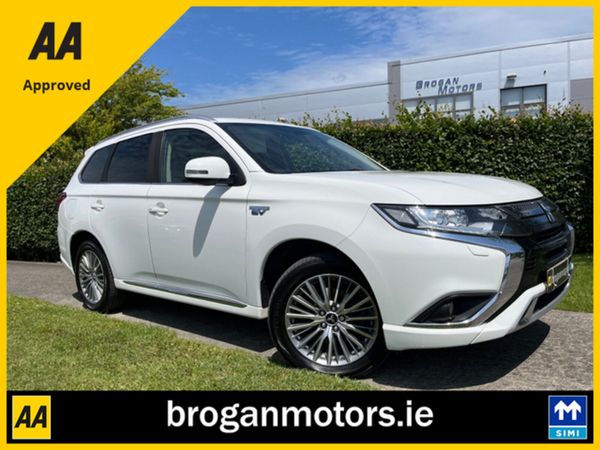 Mitsubishi Outlander Hatchback, Petrol Plug-in Hybrid, 2020, White
