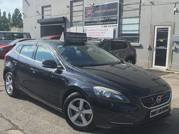 Volvo V40 Hatchback, Petrol, 2015, Black