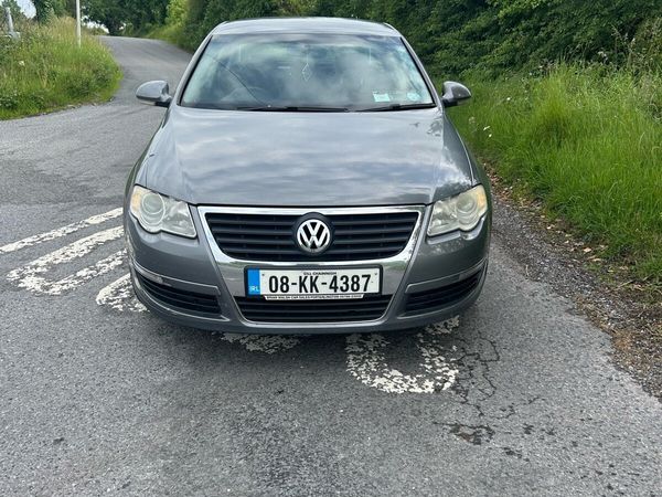 Volkswagen Passat Saloon, Diesel, 2008, Grey
