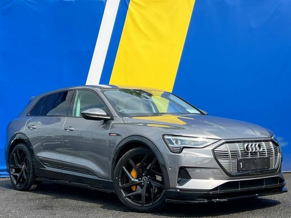 Audi e-tron SUV, Electric, 2021, Grey