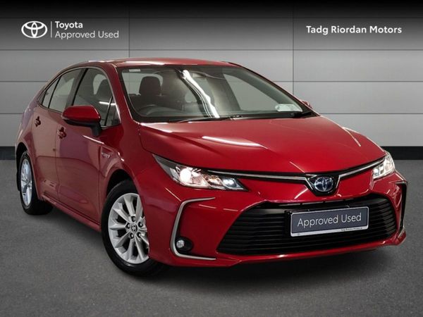 Toyota Corolla Saloon, Hybrid, 2021, White