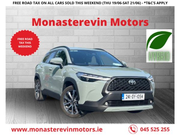 Toyota Corolla Cross SUV, Petrol Hybrid, 2024, Green