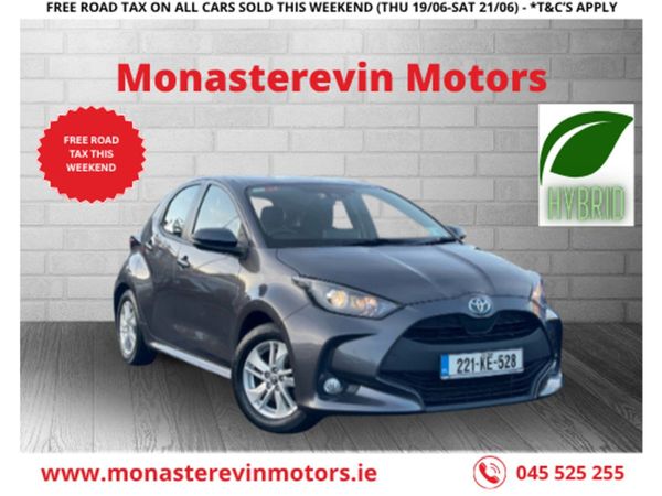 Toyota Yaris Hatchback, Petrol Hybrid, 2022, Grey