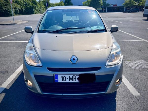 Renault Clio Hatchback, Ethanol Petrol, 2010, Gold