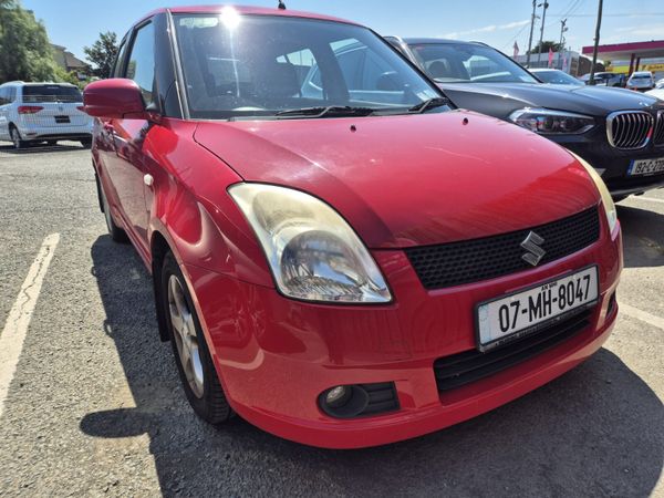 Suzuki Swift Hatchback, Petrol, 2007, Red