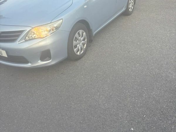 Toyota Corolla Saloon, Diesel, 2011, Blue