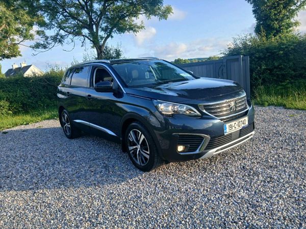 Peugeot 5008 MPV, Diesel, 2019, Blue