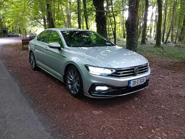 Volkswagen Passat Saloon, Diesel, 2020, Silver