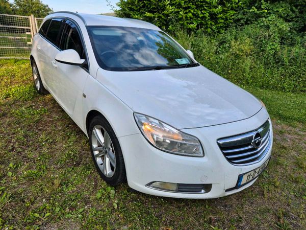 Opel Insignia Estate, Diesel, 2011, White