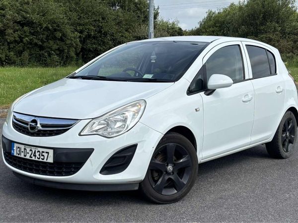 Opel Corsa Hatchback, Petrol, 2013, White