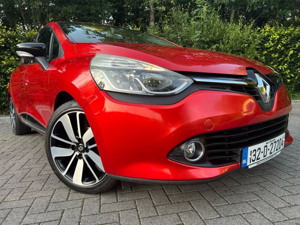 Renault Clio Hatchback, Petrol, 2013, Red